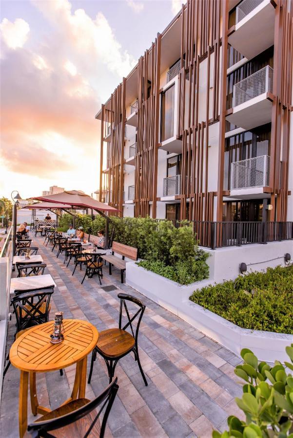 Upsun Hotel & Social Club Miami Beach Exterior photo