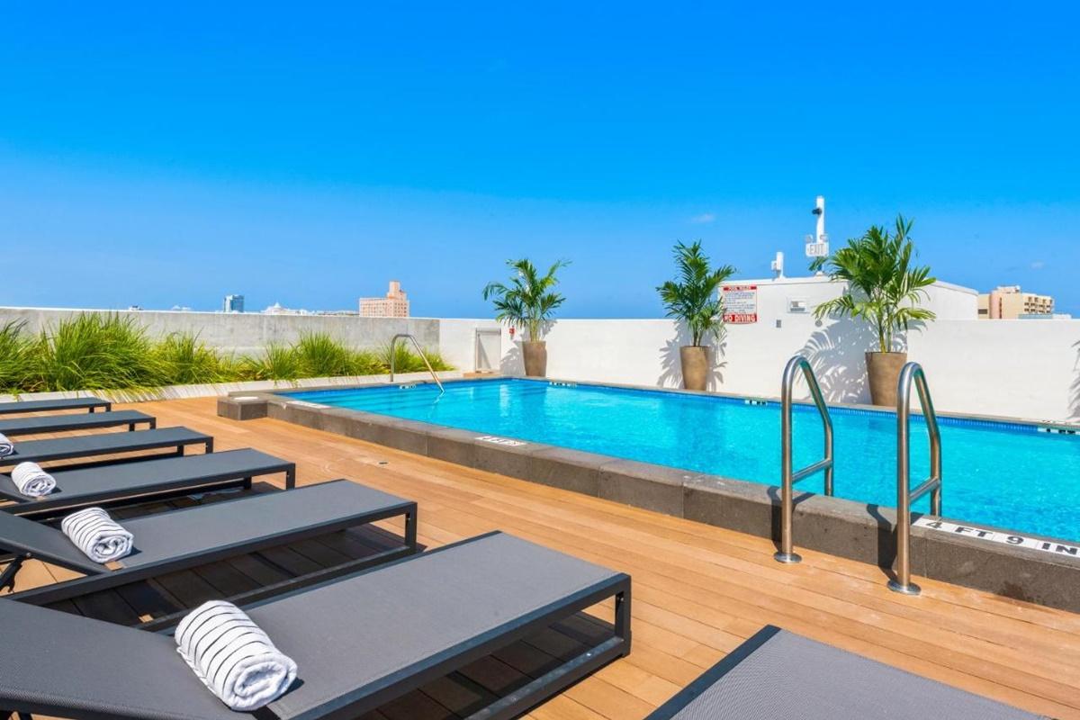 Upsun Hotel & Social Club Miami Beach Exterior photo